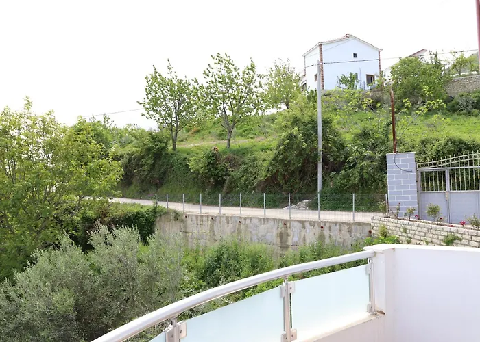 Lägenhet Prendi Mbreshtan